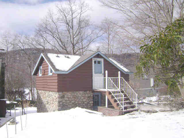 Building photograph for 37 BEACH DR
